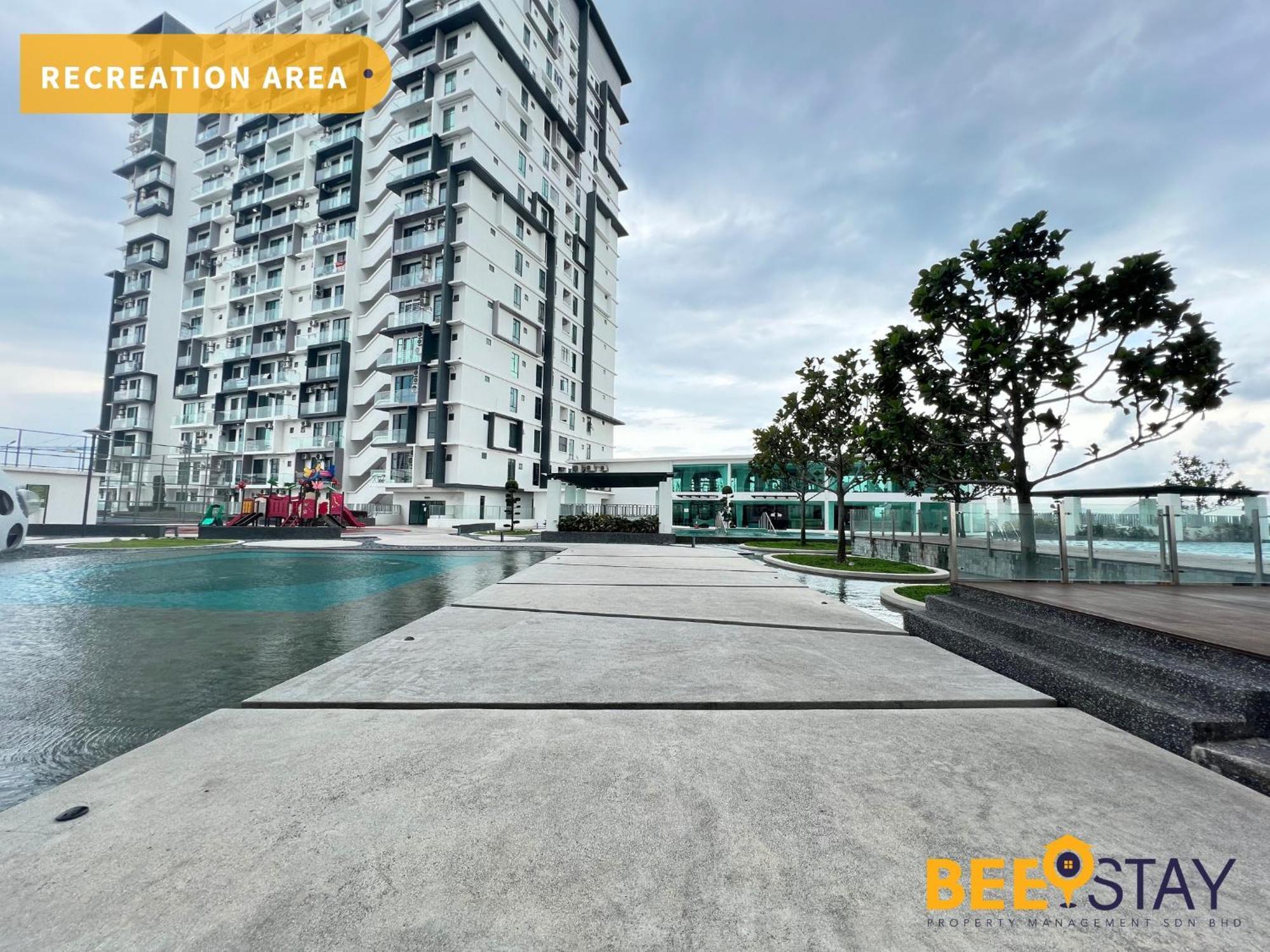 New Listing Klang With Netflix Wifi Swimming Pool View Leilighet Eksteriør bilde