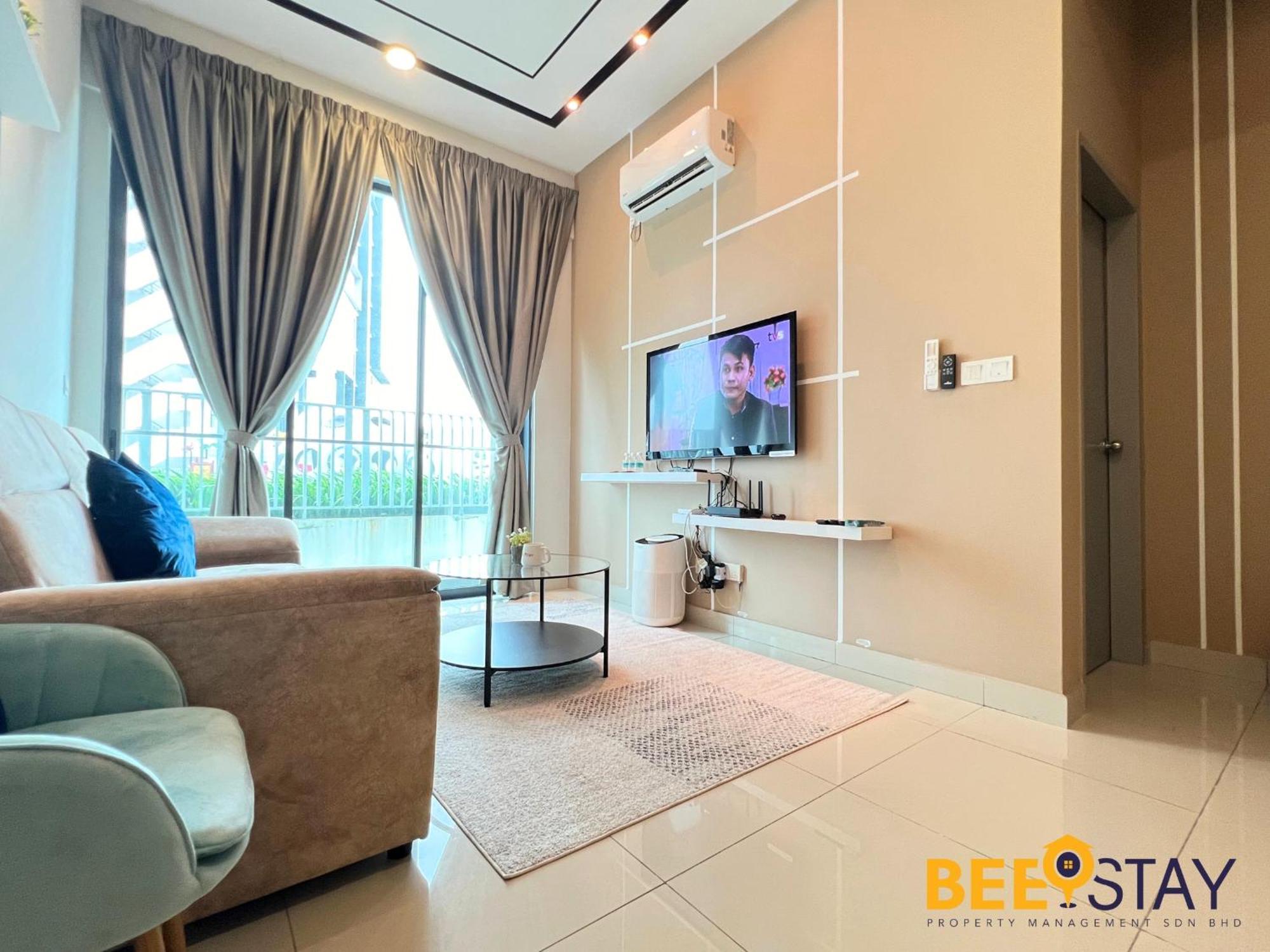 New Listing Klang With Netflix Wifi Swimming Pool View Leilighet Eksteriør bilde