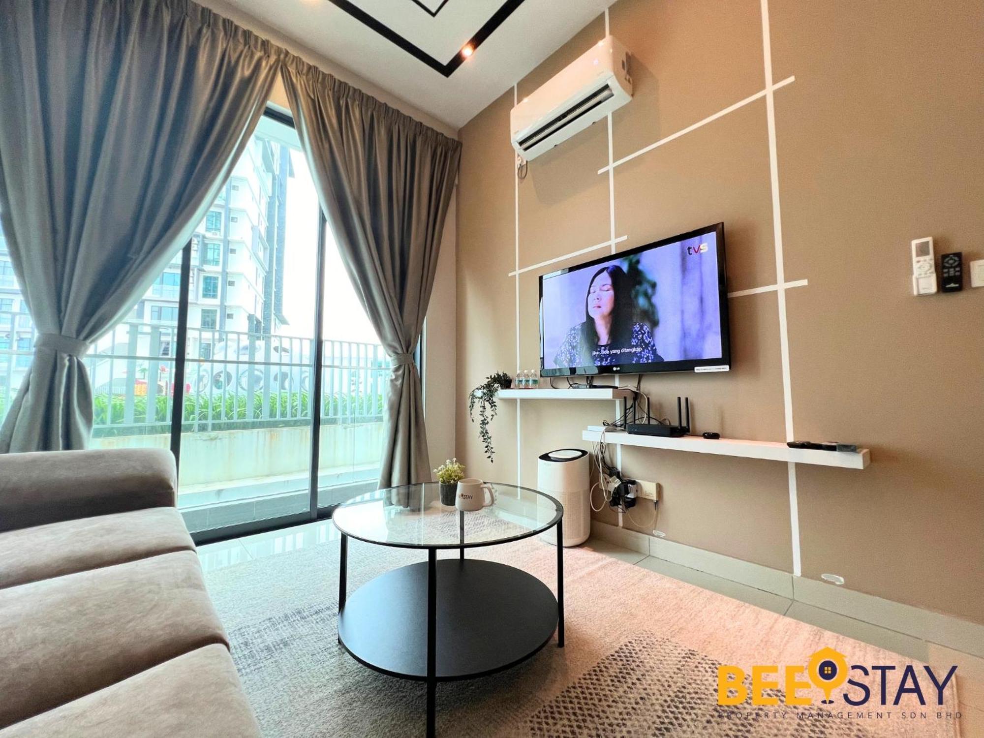 New Listing Klang With Netflix Wifi Swimming Pool View Leilighet Eksteriør bilde