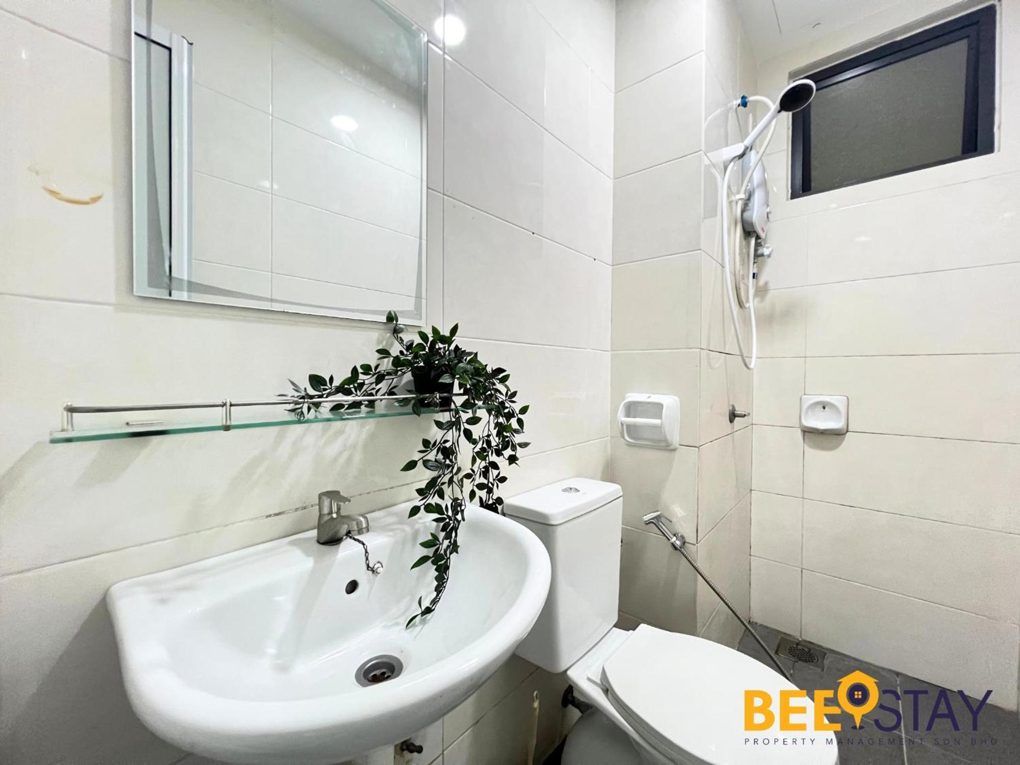 New Listing Klang With Netflix Wifi Swimming Pool View Leilighet Eksteriør bilde